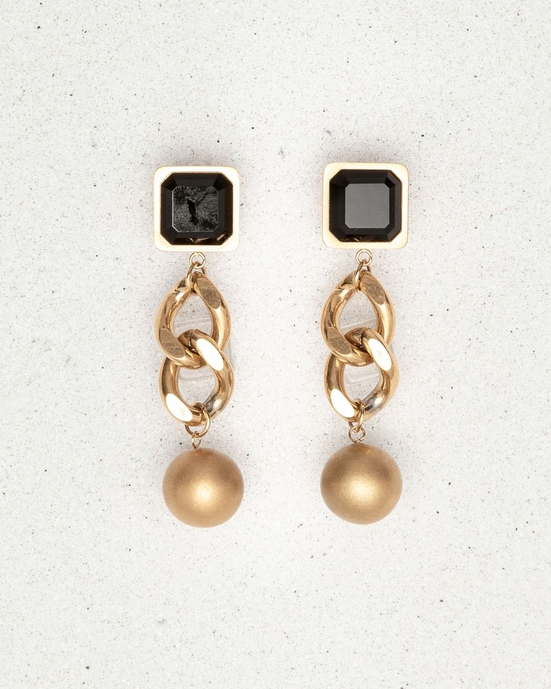 PERRY EARRINGS ONYX
