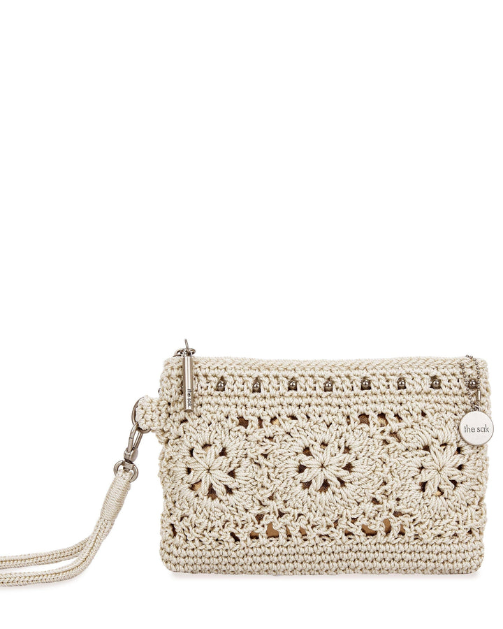 Vita Wristlet - Hand Crochet - Natural Medallion