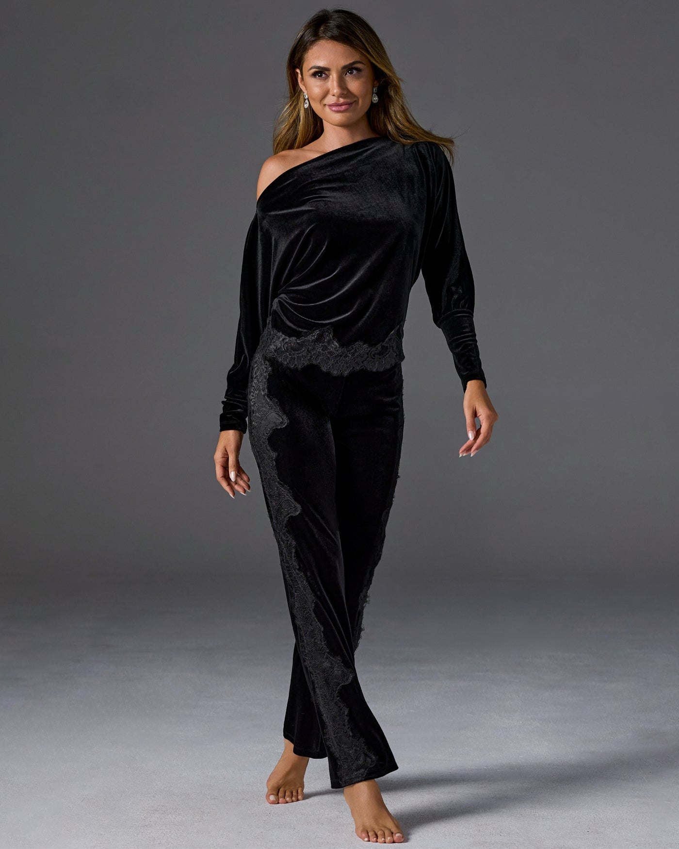 Chic Velour Lace Lounge Set Proper Black