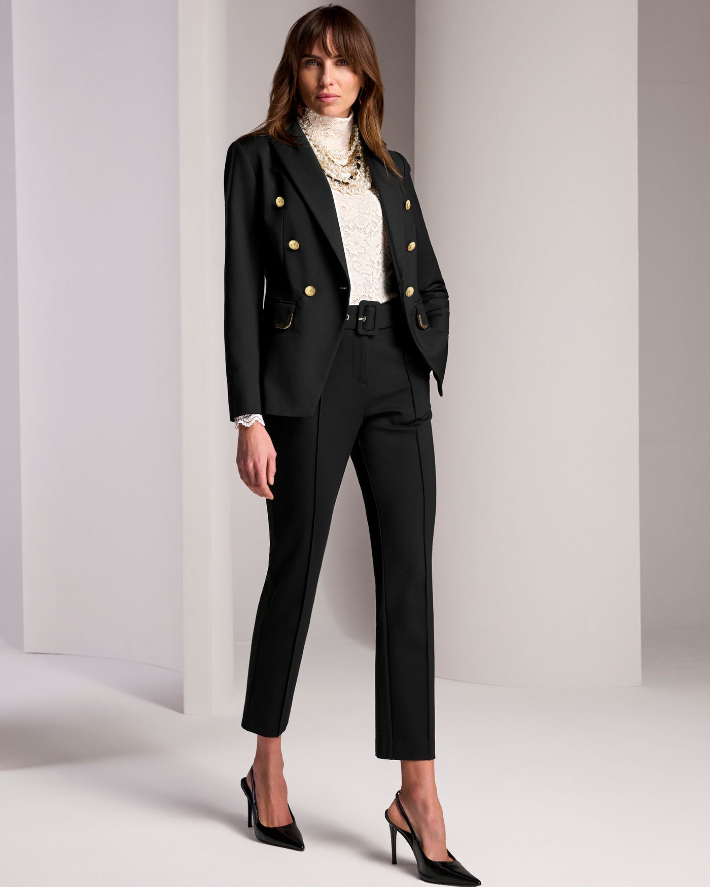 Ultimate Ponte Belted Cigarette Pant Proper Black