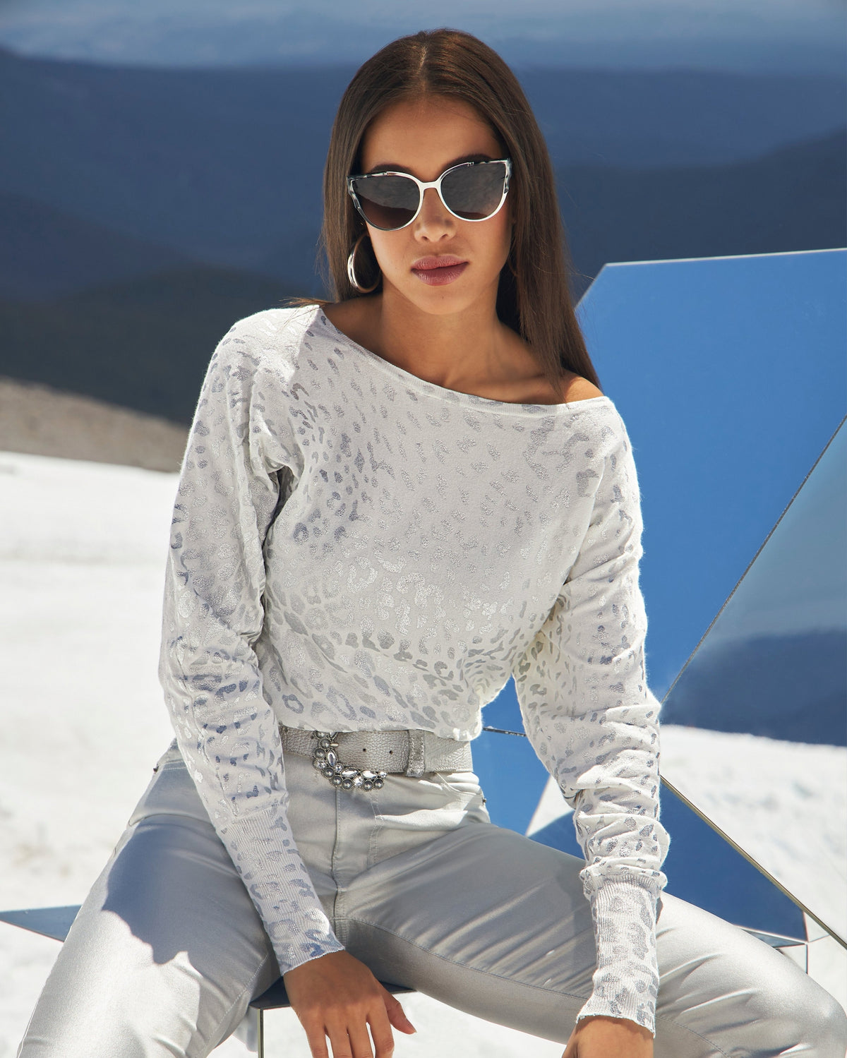 Pearl And Embellished Belt Silver
