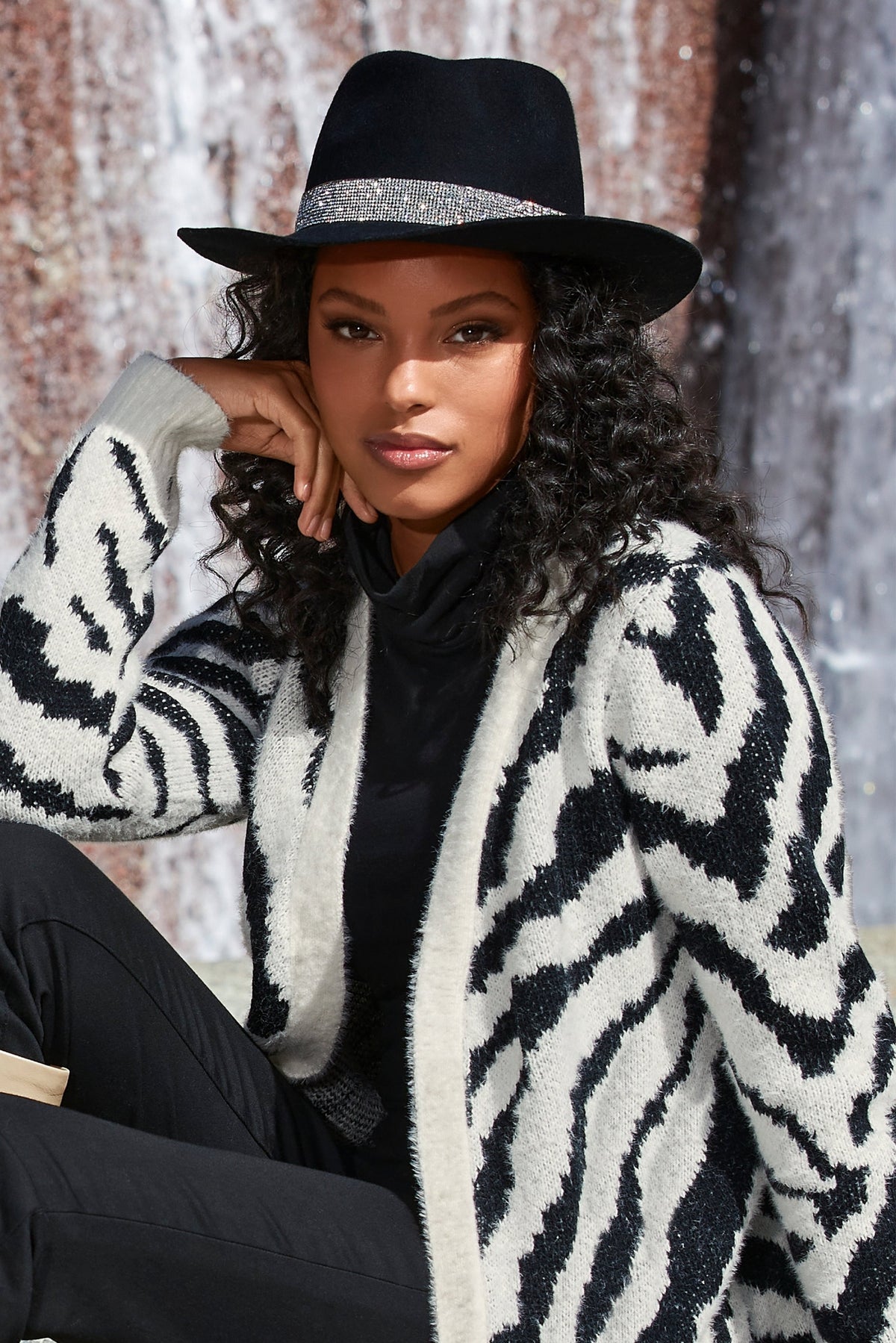 Rhinestone Trim Felt Hat Black
