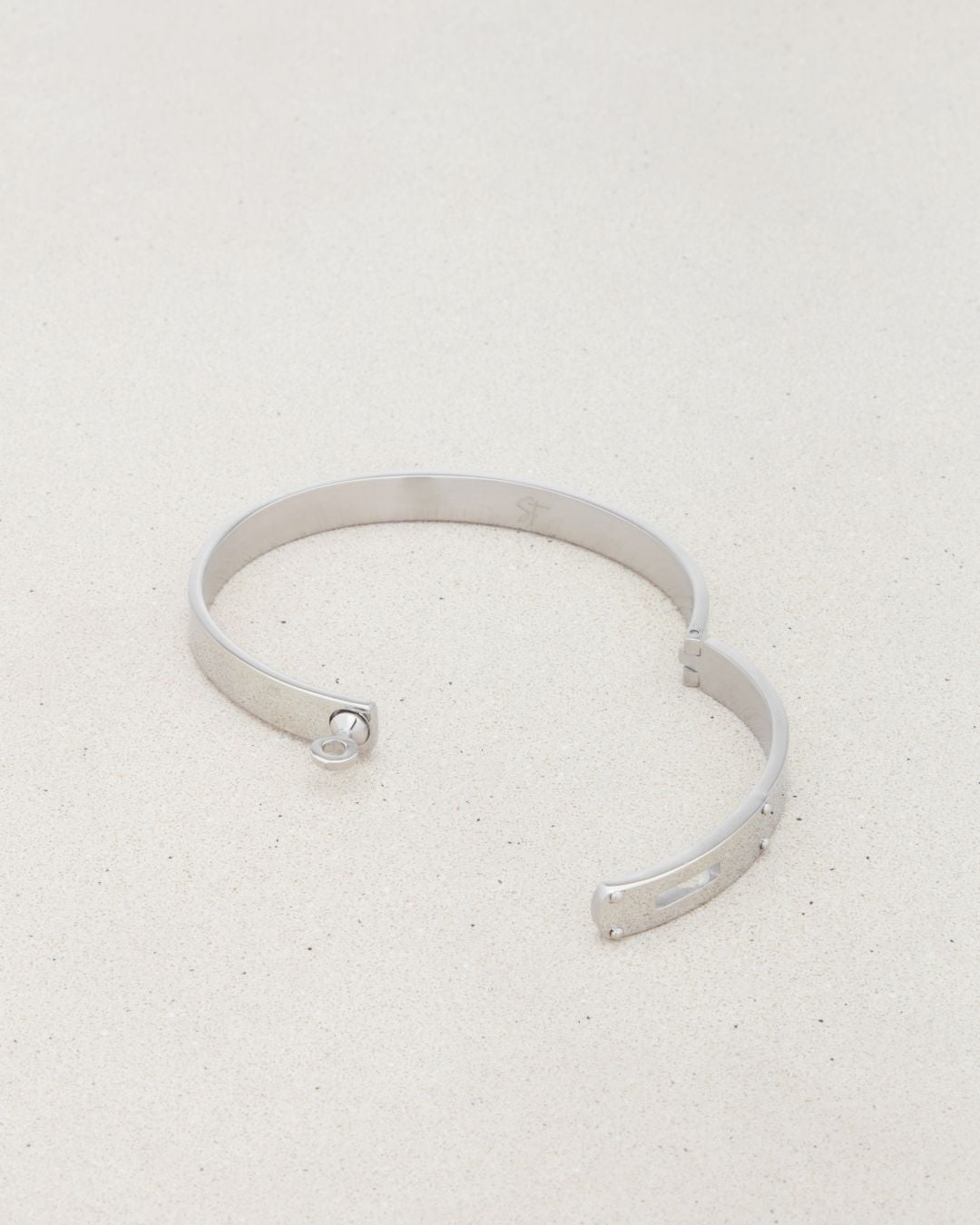 VOLTAIRE CUFF SILVER