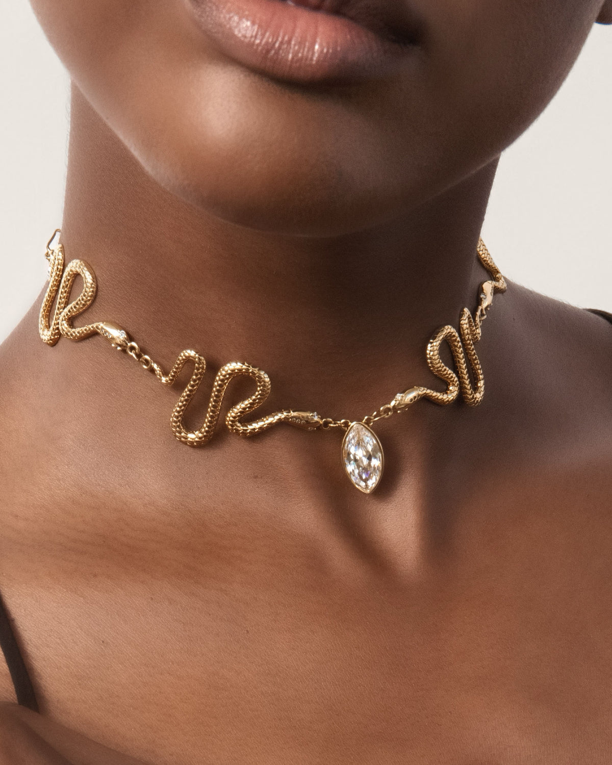 Serpentina Snake Choker
