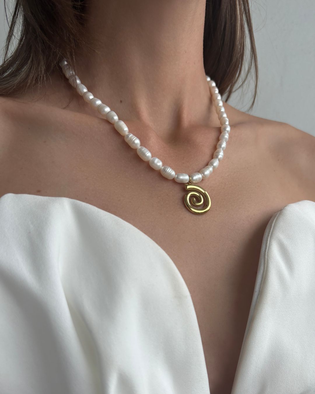 FRESHWATER PEARL ATHENA NECKLACE