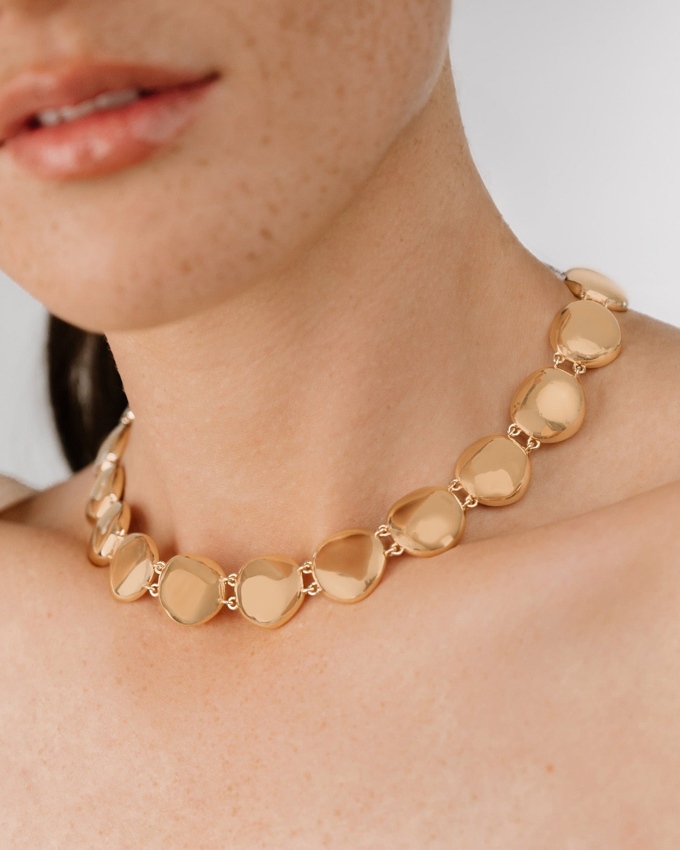 Polished Pebble Choker Necklace