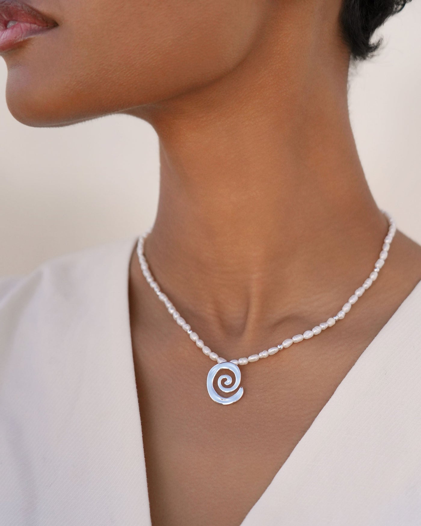 Aura Pearl Necklace