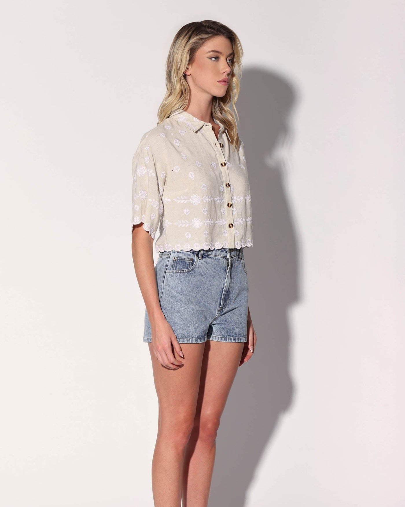 Santino Short, Light Wash