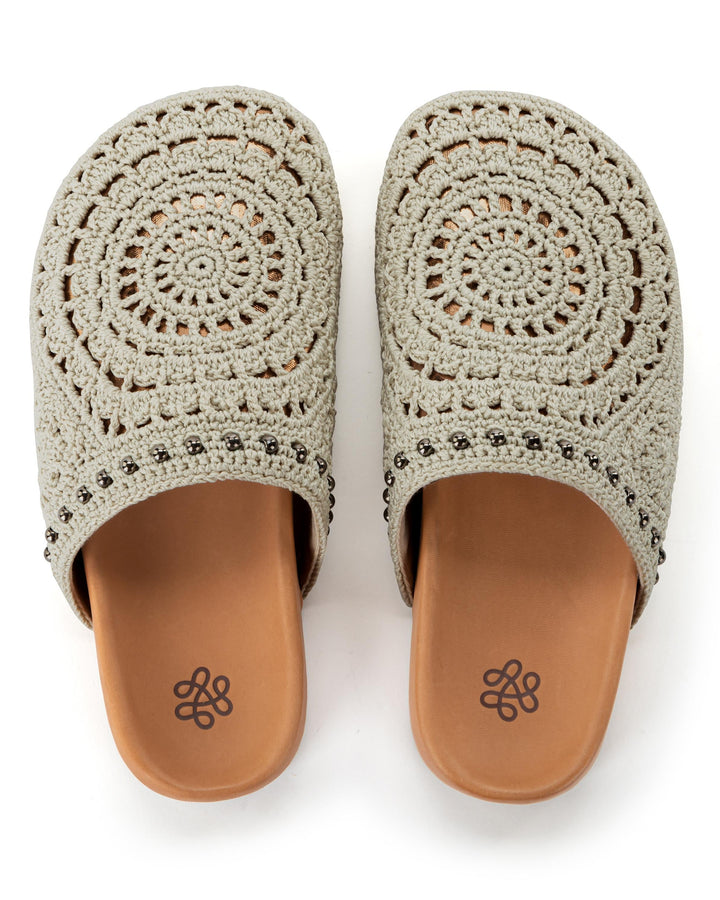 Bolinas Clog - Hand Crochet - Natural Grey Medallion