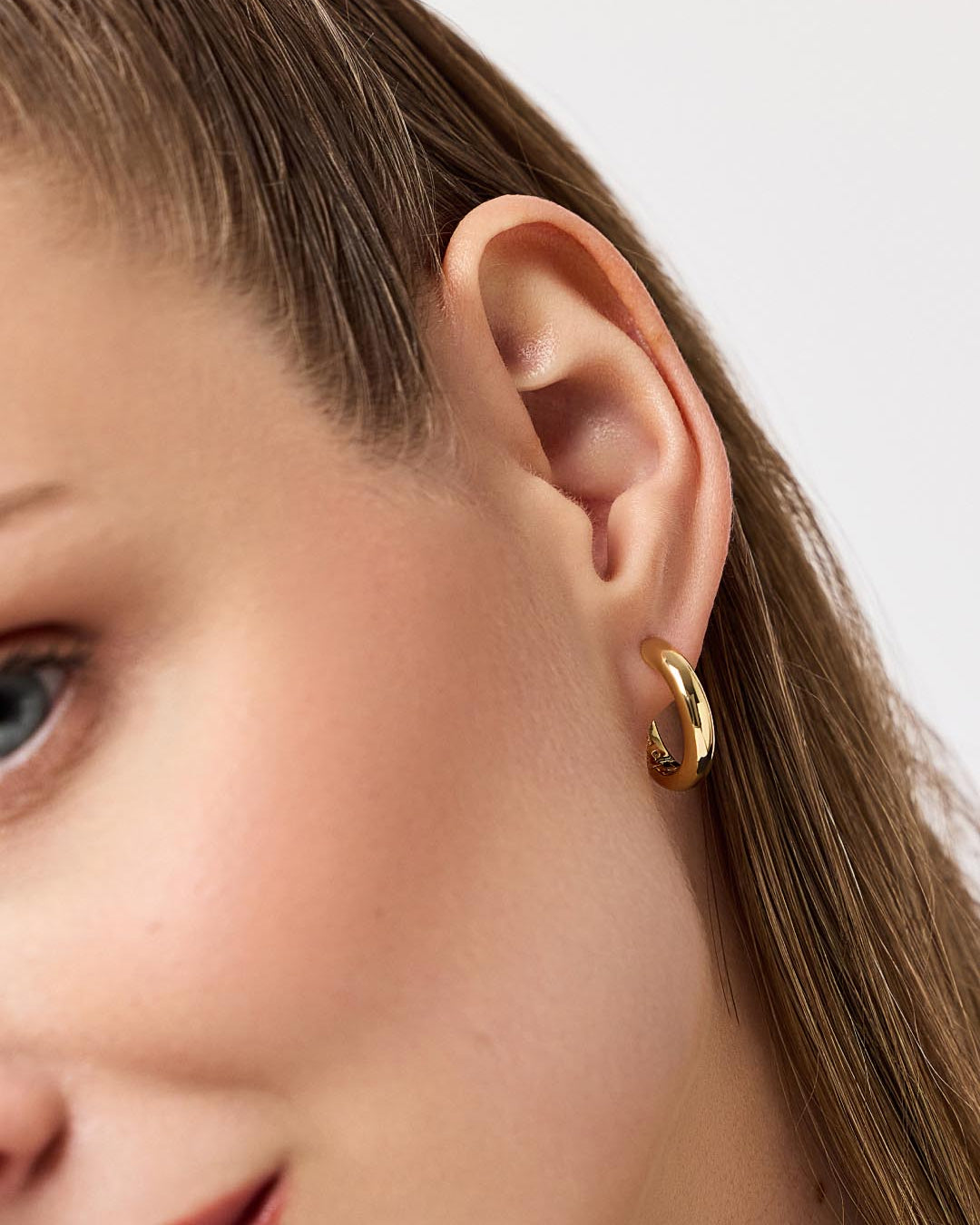 Gold Hoop Earrings - Giulia Medium | Boston Proper