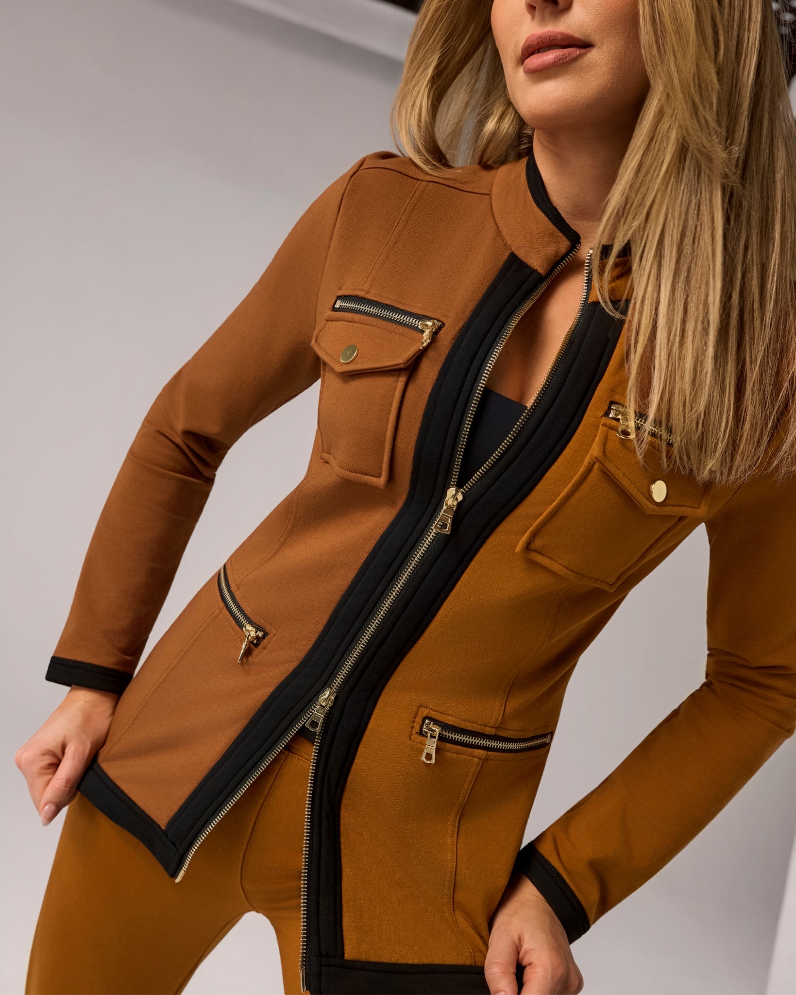 Chic Zippered Sport Coordinate Set Tortoise Shell – Boston Proper