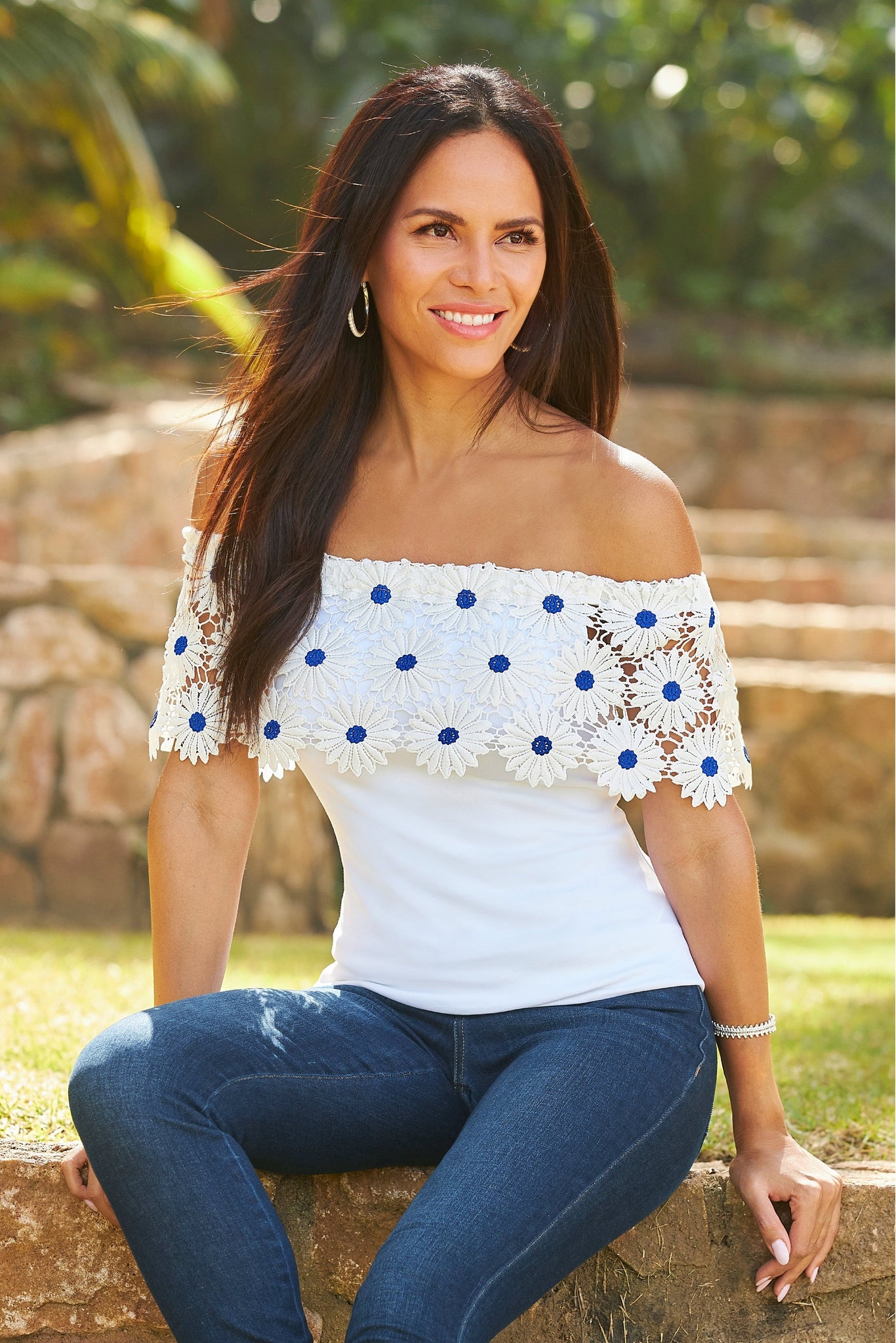 Daisy Lace Off The Shoulder Knit White/Blue