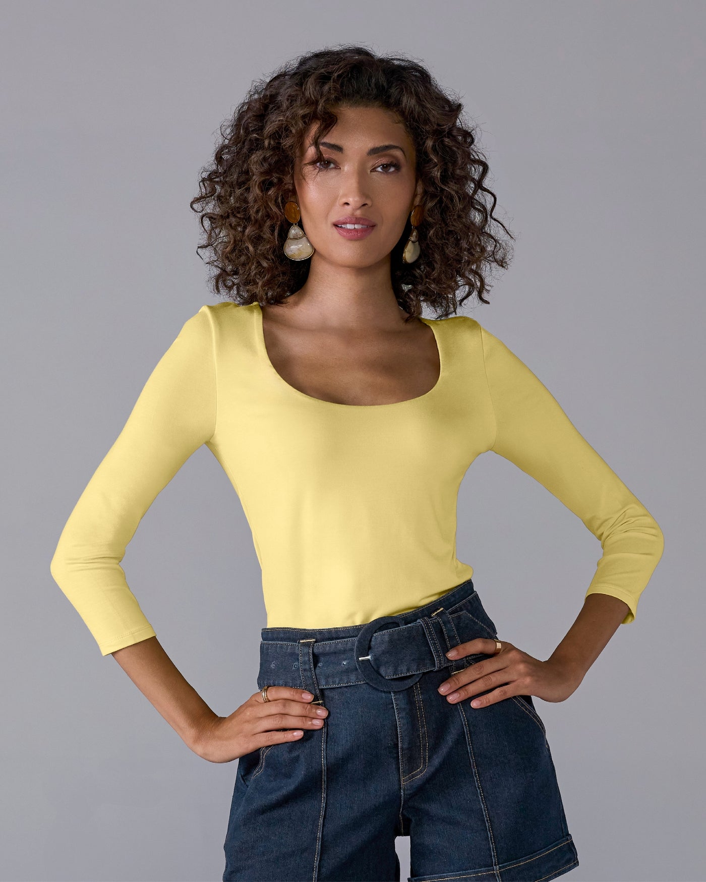 So Effortless Three Quarter Sleeve Scoop Neck Top Pale Banana