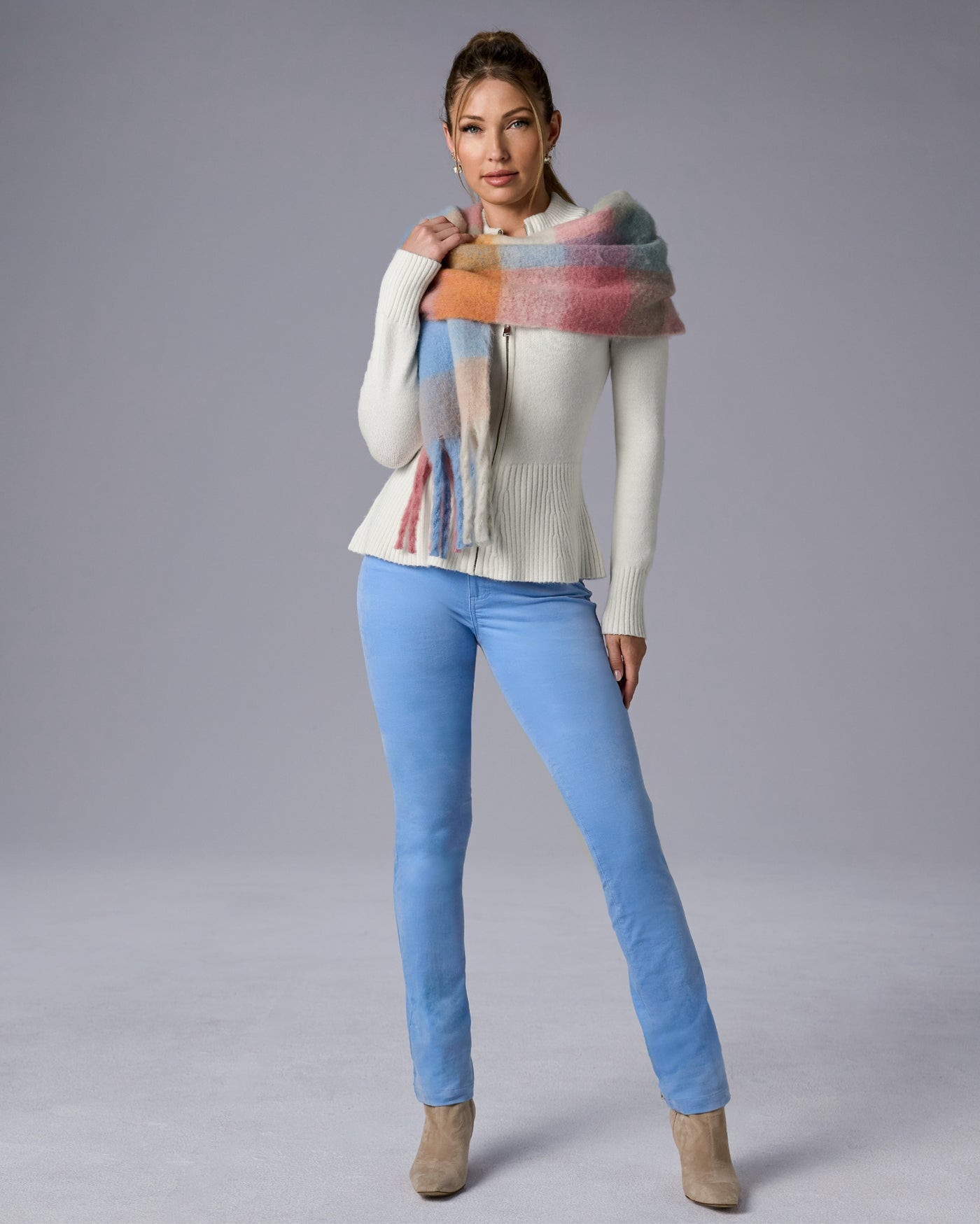 Newport Slim Straight Velvet Pant Light Blue