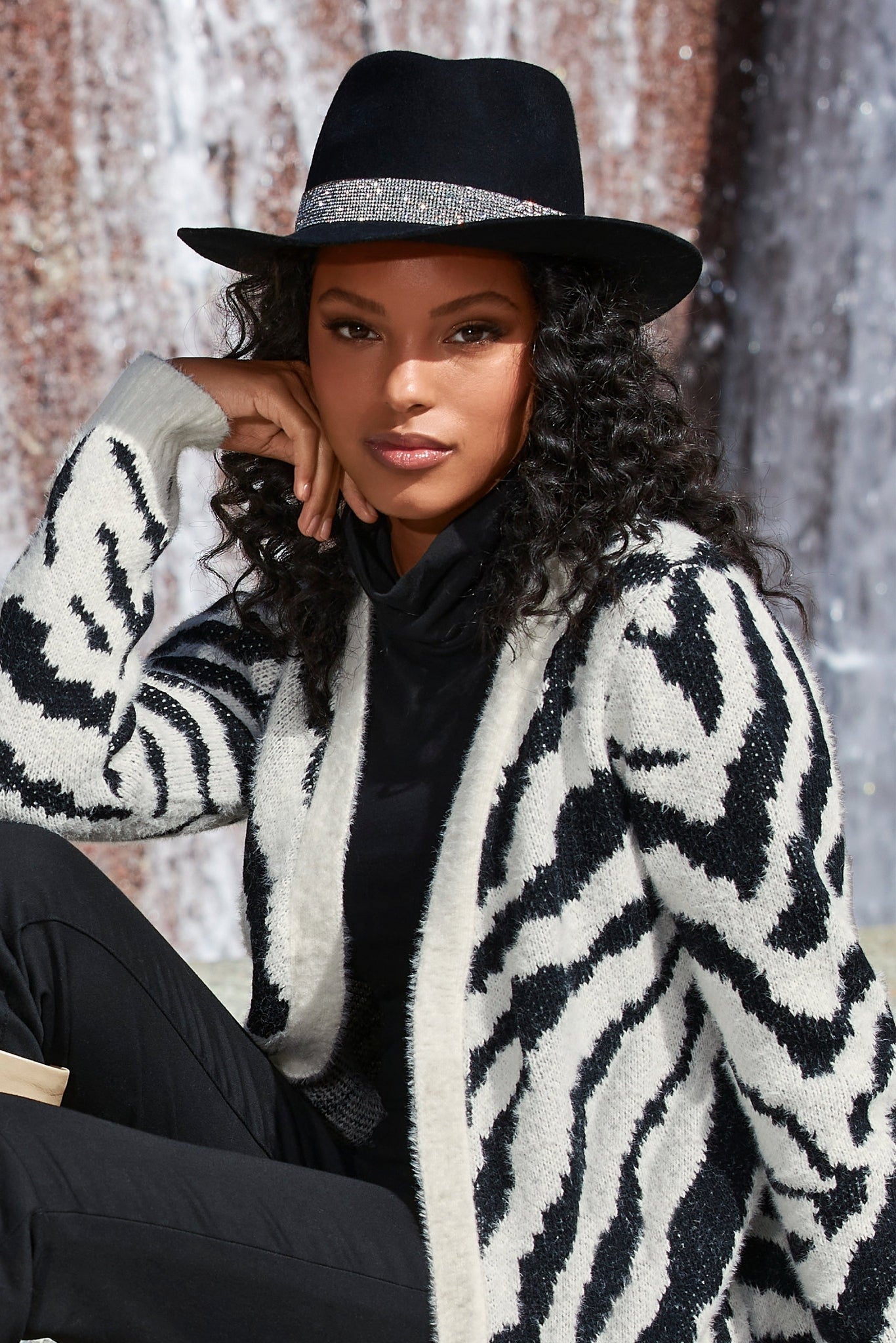 Rhinestone Trim Felt Hat Black