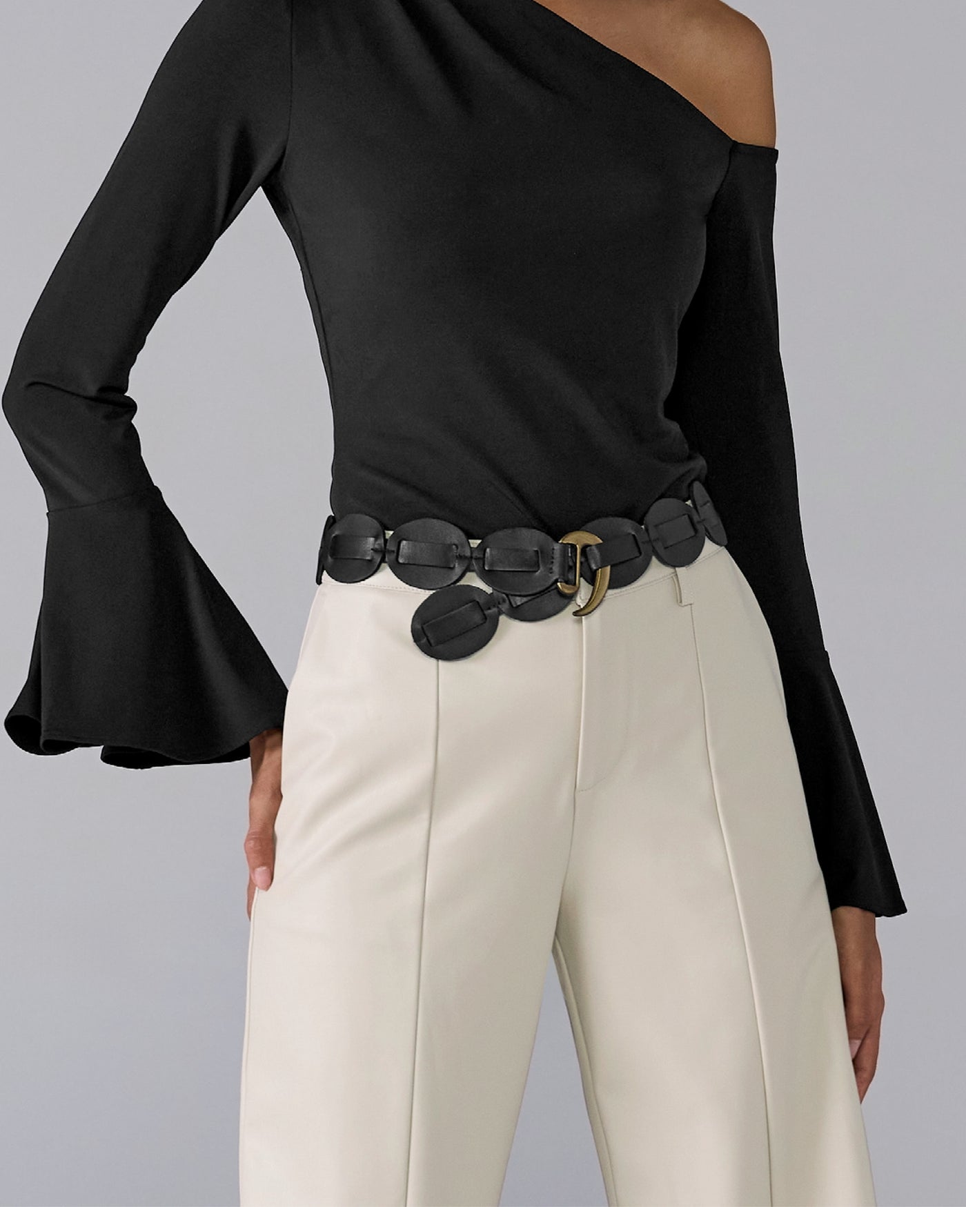 Circle Cut Leather Belt Black