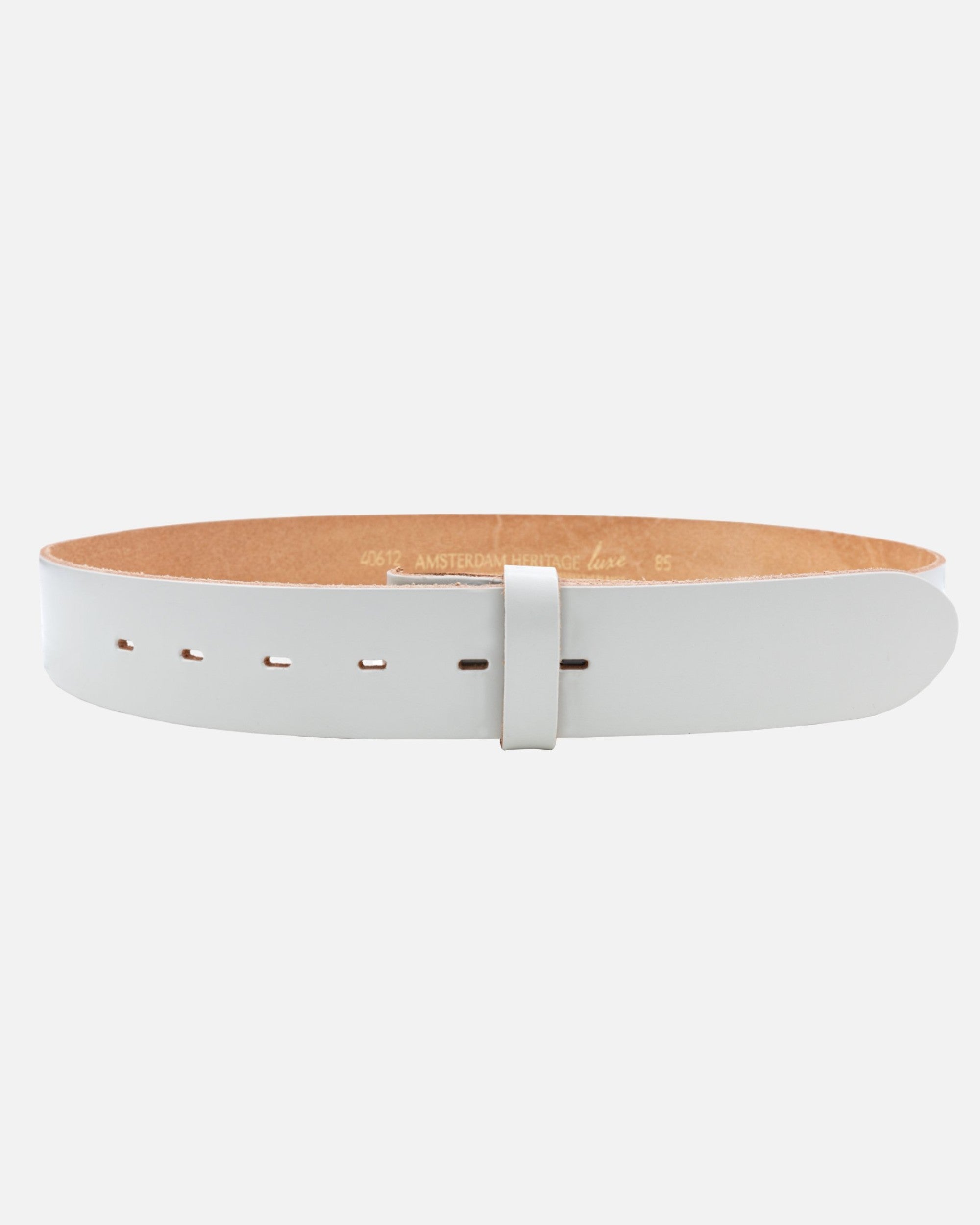 BCBG MaxAzria Chunky Genuine Leather Twist Latch Belt. Off white/stone color. BCBGMAXAZRIA Faux Snake Leather Metallic Chain Toggle Belt  main image 2