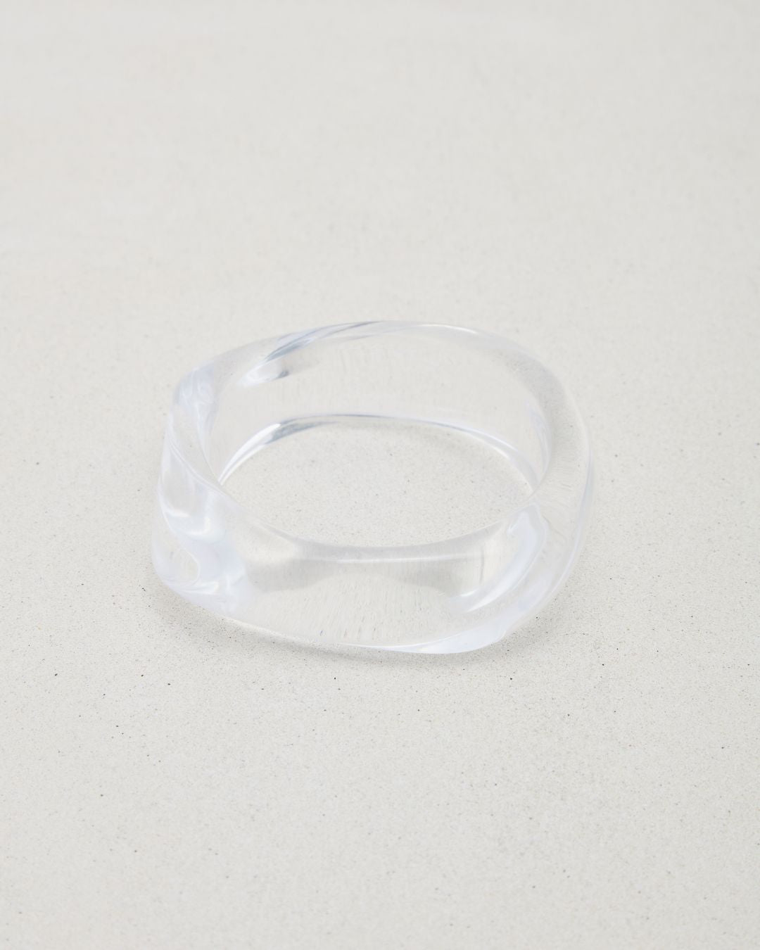 L'EAU BANGLE