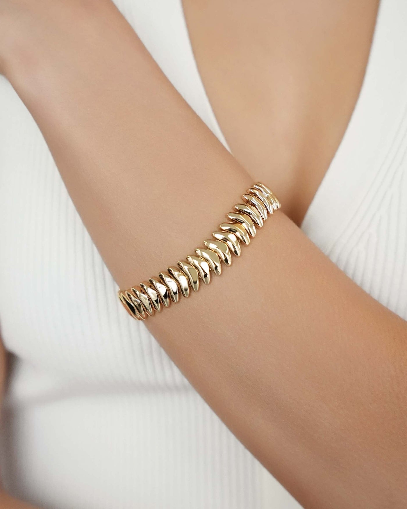 Metal Moderna Bracelet