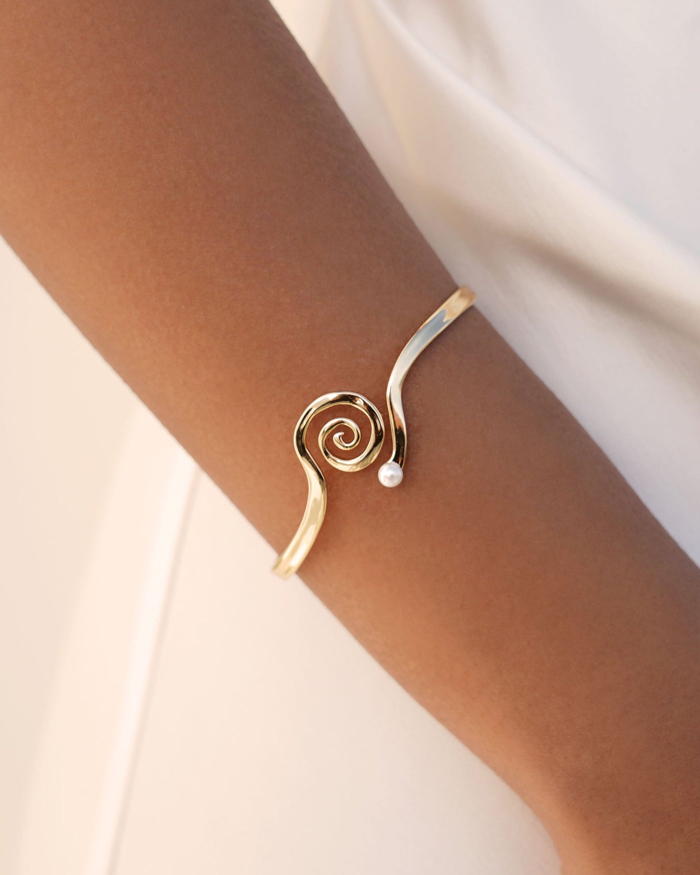 Mini Aura Swirl Cuff