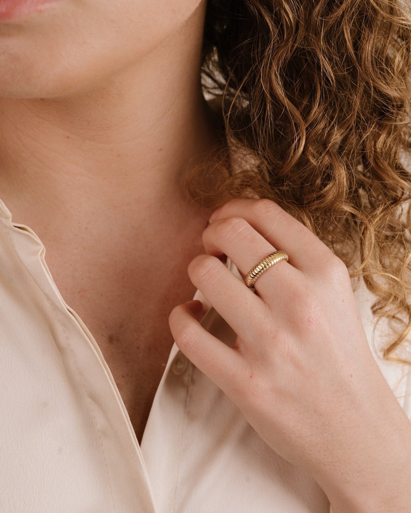 Ribbed Flex Ring