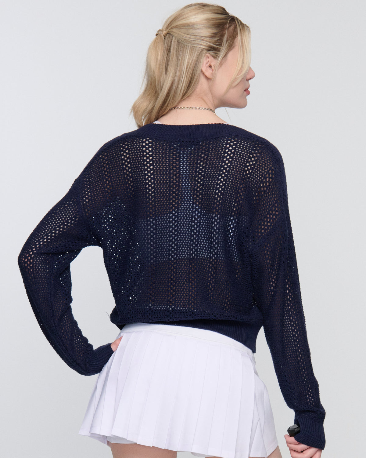 Janie Baseline V Sweater