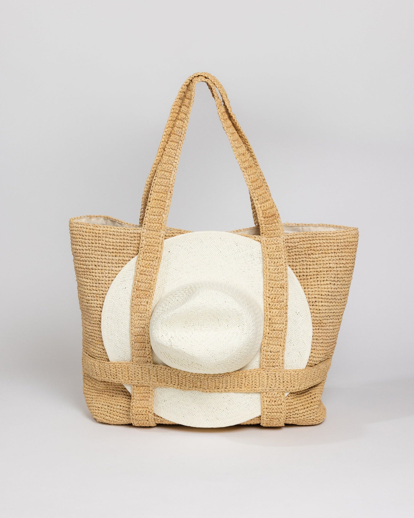The Original Straw Traveler Bag