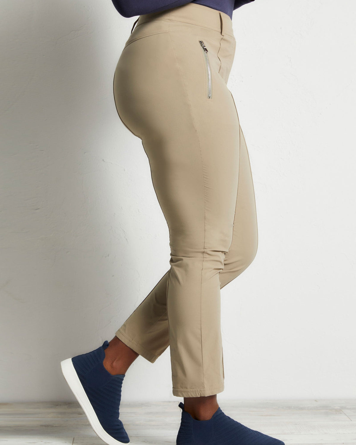 The Peggy Zippered Pant