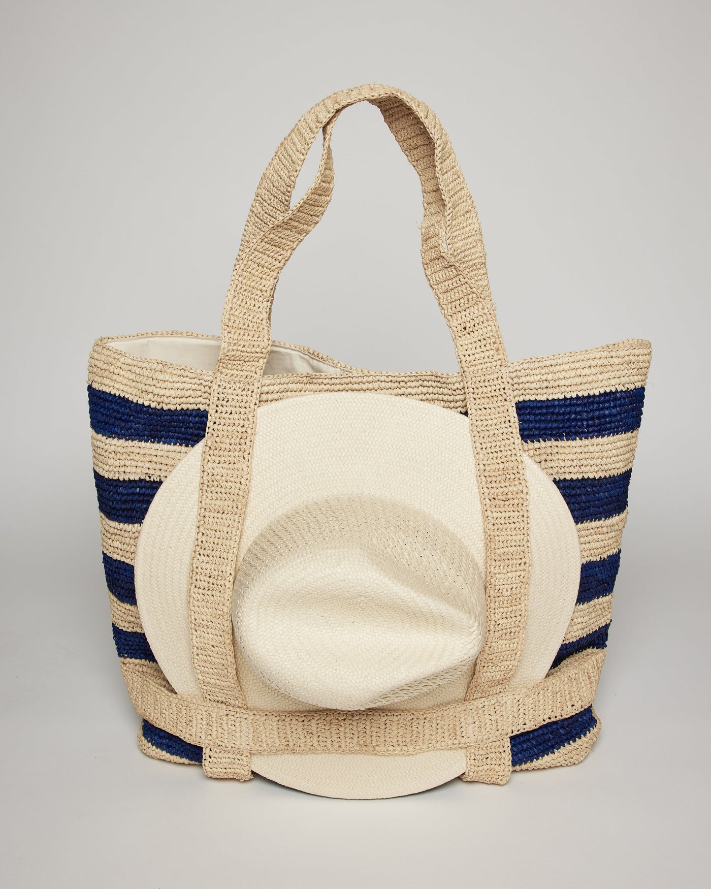 The Original Straw Traveler Bag